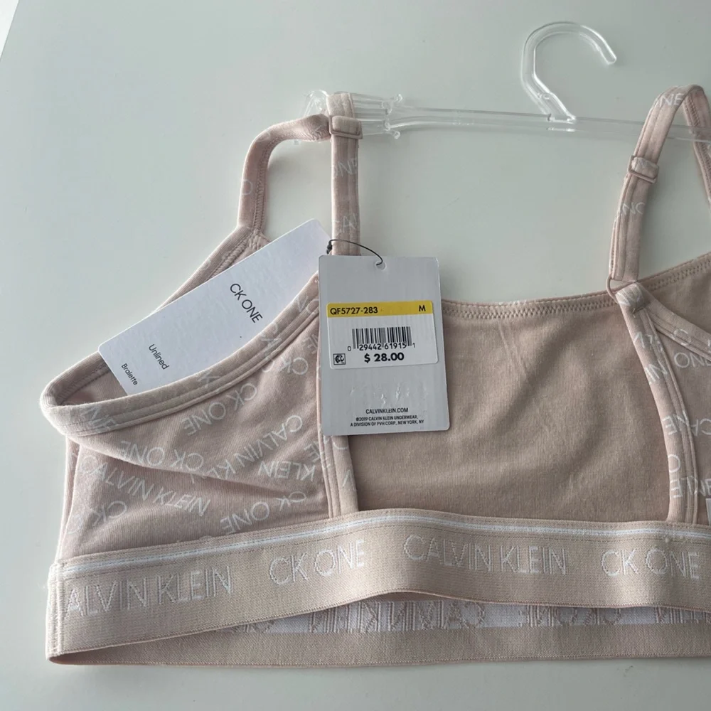 NWT Calvin Klein bralette medium - Picture 3 of 4